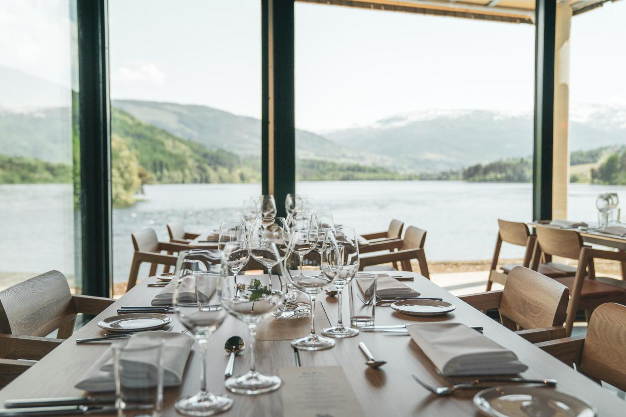 Elva Hotel Skulestadmo Екстериор снимка